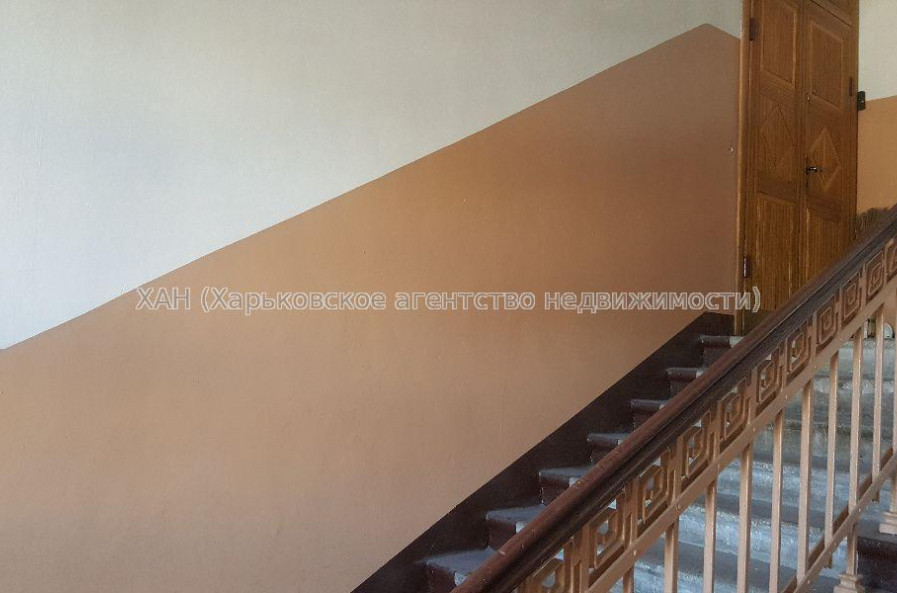 Продам квартиру, Кандаурова ул. , 3 кім., 85 м², косметический ремонт 