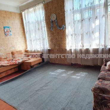 Продам квартиру, Кандаурова ул. , 3  ком., 85 м², косметический ремонт 