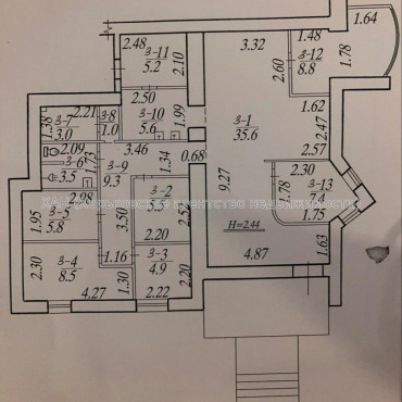 Продам нежитлову нерухомість, помещение свободного назначения , 8 кім., 104 м², капитальный ремонт 