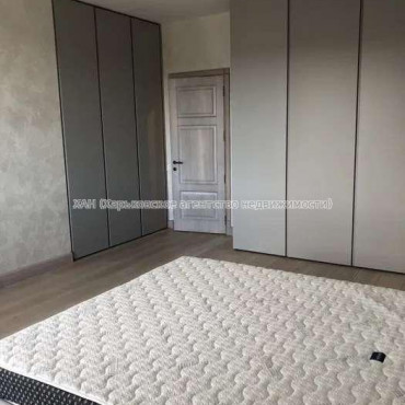 Продам квартиру, Профессорская ул. , 3 кім., 130 м², авторский дизайн 
