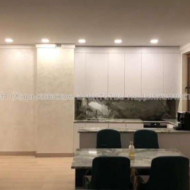 Продам квартиру, Профессорская ул. , 3 кім., 130 м², авторский дизайн 