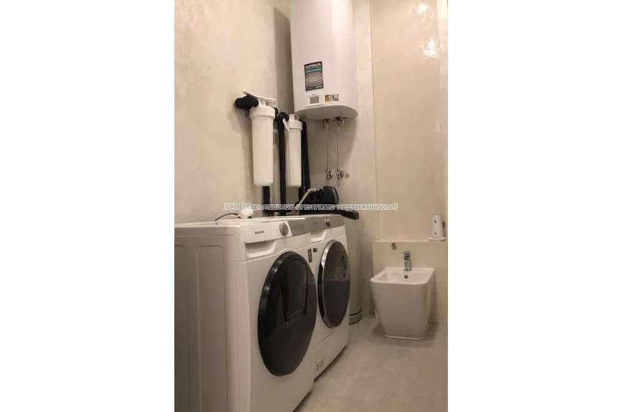 Продам квартиру, Профессорская ул. , 3 кім., 130 м², авторский дизайн 