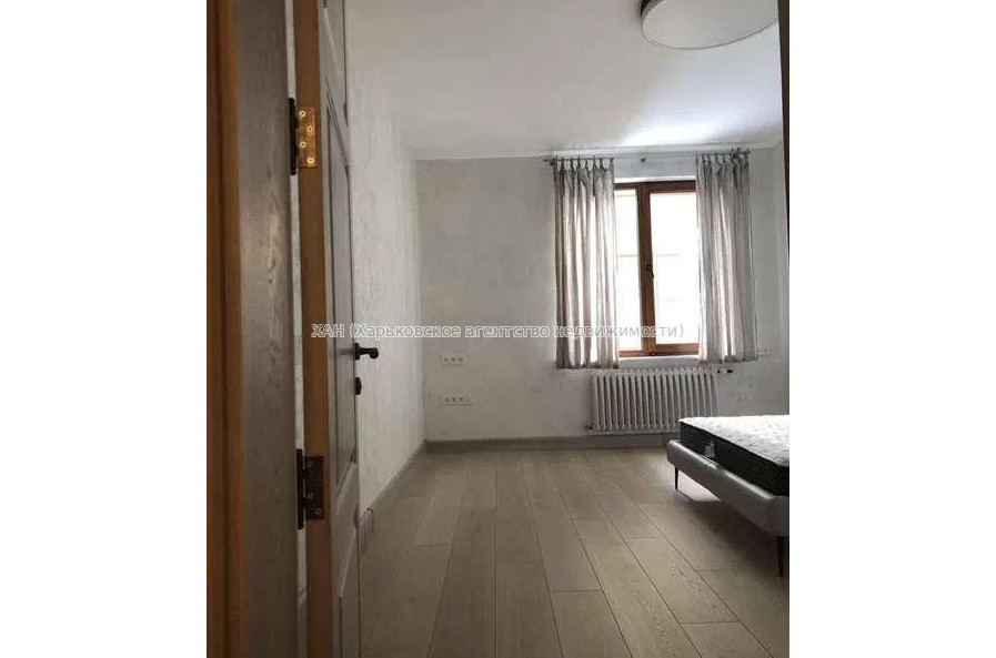 Продам квартиру, Профессорская ул. , 3 кім., 130 м², авторский дизайн 