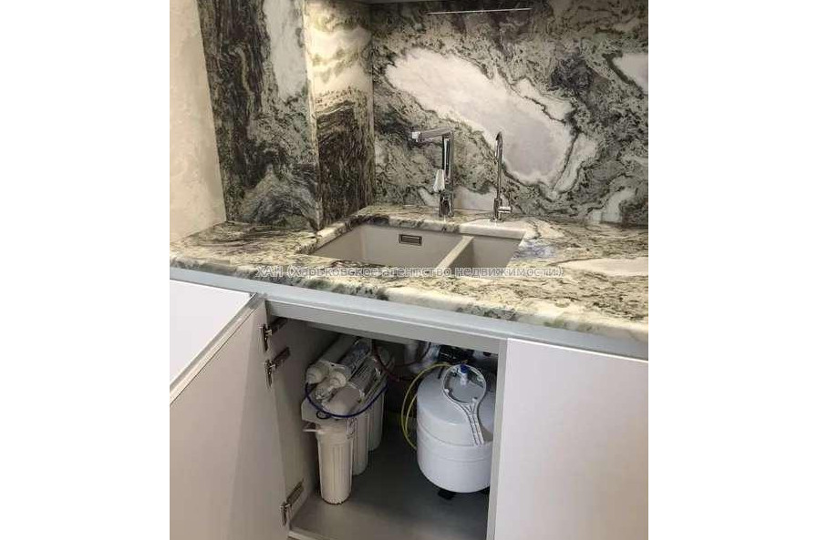 Продам квартиру, Профессорская ул. , 3 кім., 130 м², авторский дизайн 