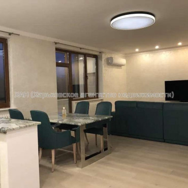 Продам квартиру, Профессорская ул. , 3 кім., 130 м², авторский дизайн 