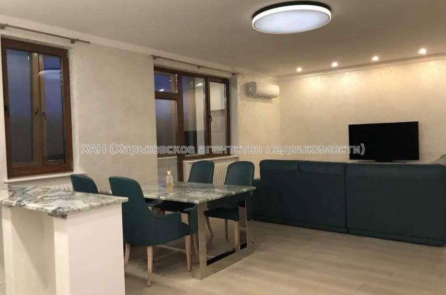 Продам квартиру, Профессорская ул. , 3 кім., 130 м², авторский дизайн 