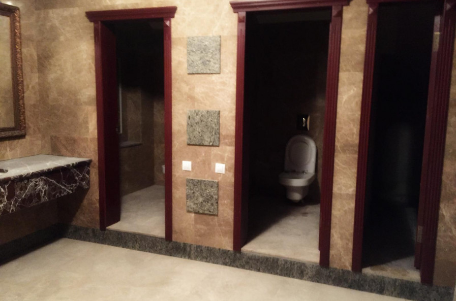 Сдам нежилую недвижимость, объект сервиса , 6  ком., 400 м²