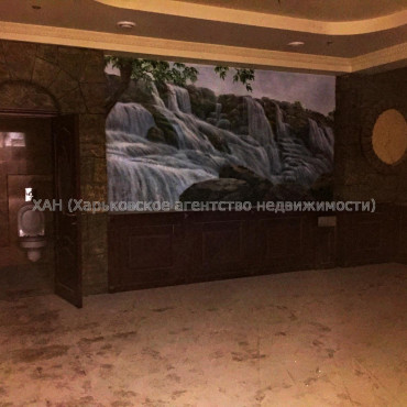 Сдам нежилую недвижимость, объект сервиса , 6  ком., 400 м²