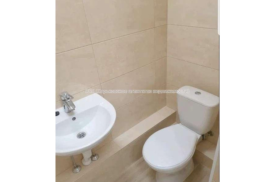 Продам квартиру, Веселая ул. , 1 кім., 19 м², капитальный ремонт 
