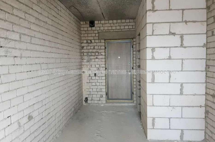 Продам квартиру, Авиахимическая ул. , 1 кім., 20 м², без внутренних работ 