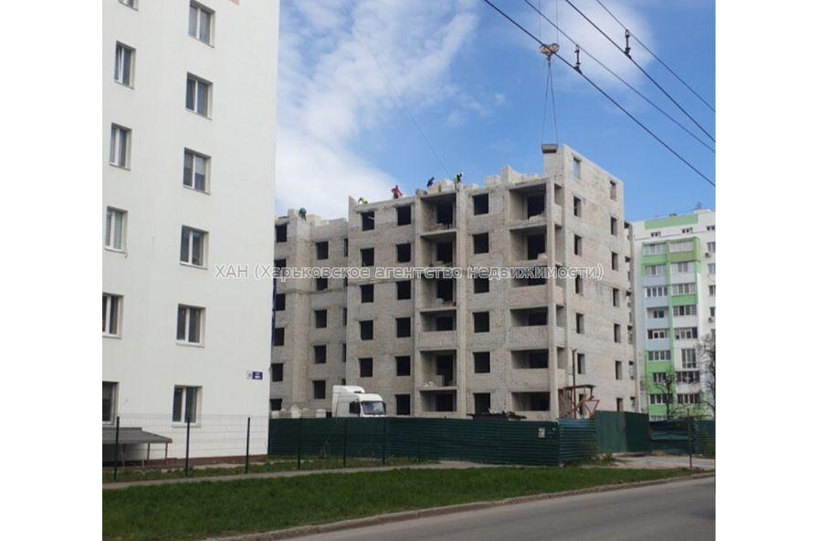 Продам квартиру, Мира ул. , 1 кім., 46 м², без внутренних работ 