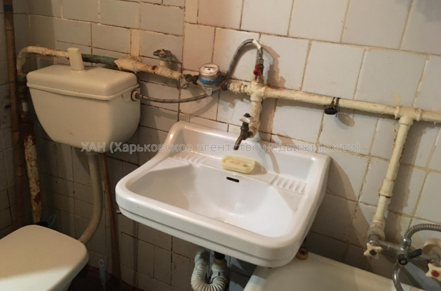Продам квартиру, Большая Панасовская ул. , 2 кім., 43 м², частичный ремонт 