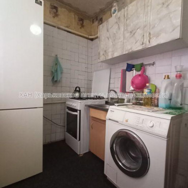 Продам квартиру, Гвардейцев Широнинцев ул. , 1 кім., 32 м², без ремонта 
