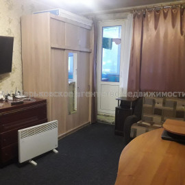 Продам квартиру, Гвардейцев Широнинцев ул. , 1  ком., 32 м², без ремонта