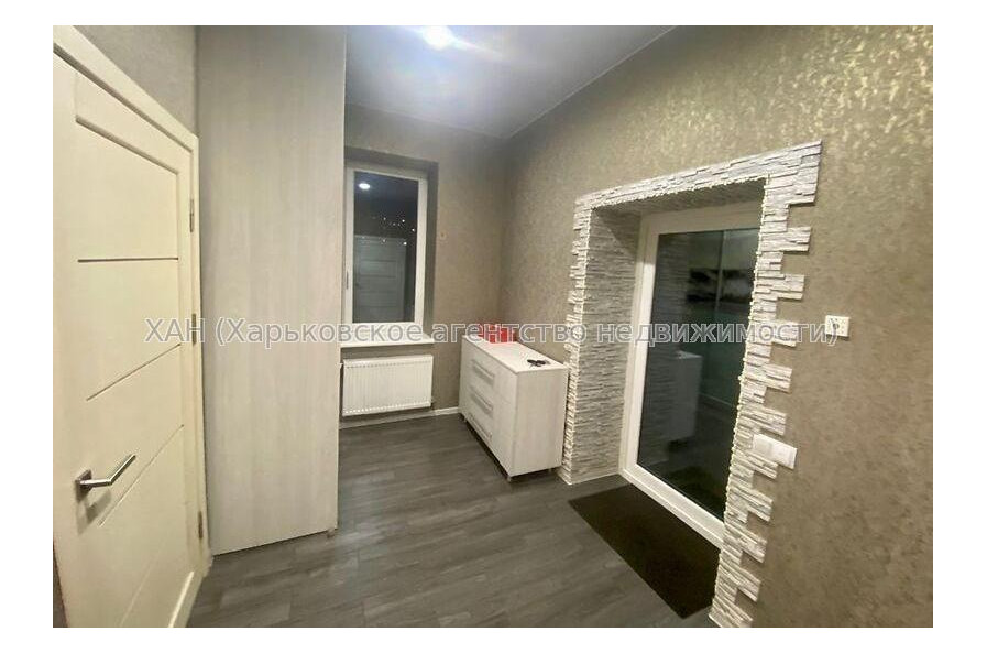 Продам дом, Валентиновская ул. , 240 м², 12 сот., капитальный ремонт 