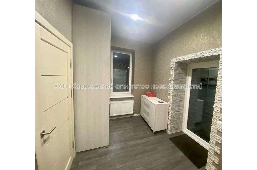 Продам дом, Валентиновская ул. , 240 м², 12 сот., капитальный ремонт 