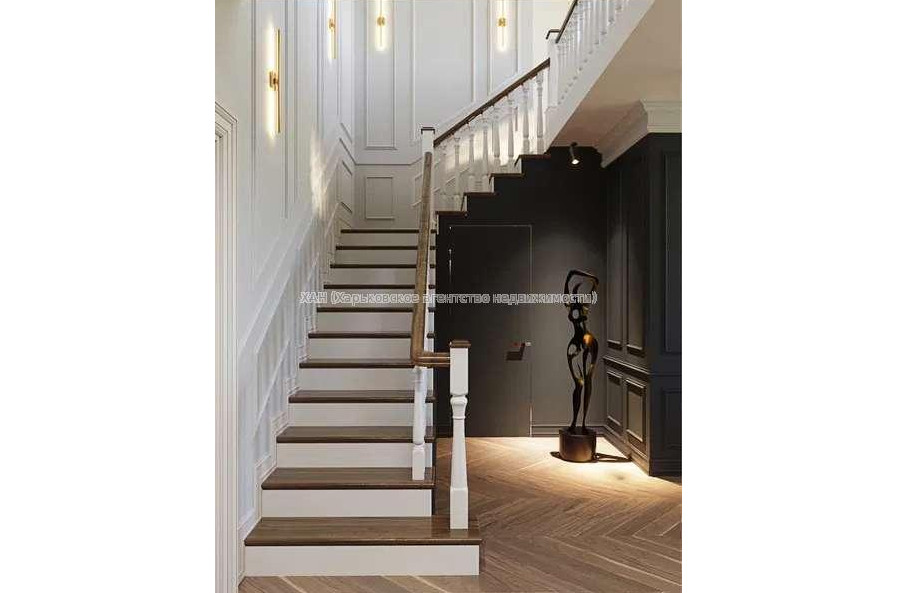 Продам квартиру, Сокольниковская ул. , 5 кім., 193 м², без ремонта 