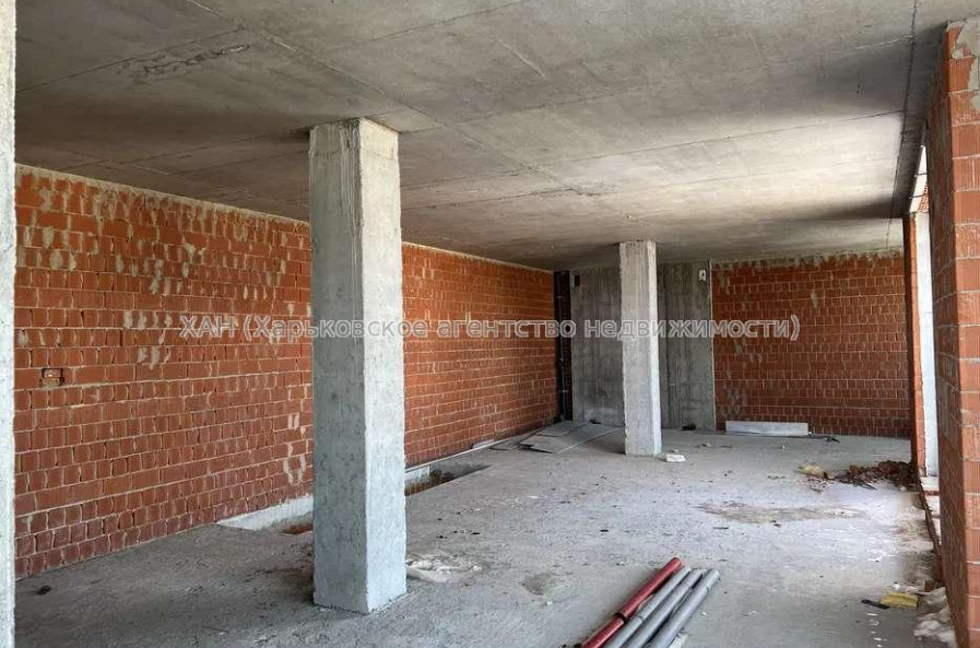 Продам квартиру, Сокольниковская ул. , 5 кім., 193 м², без ремонта 