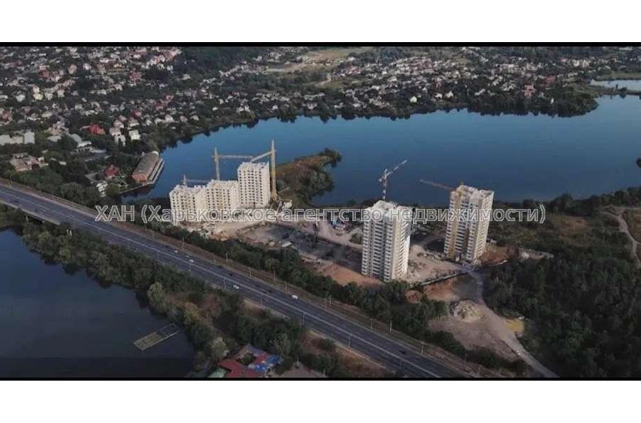 Продам квартиру, Непокоренных ул. , 2  ком., 64 м², без внутренних работ 