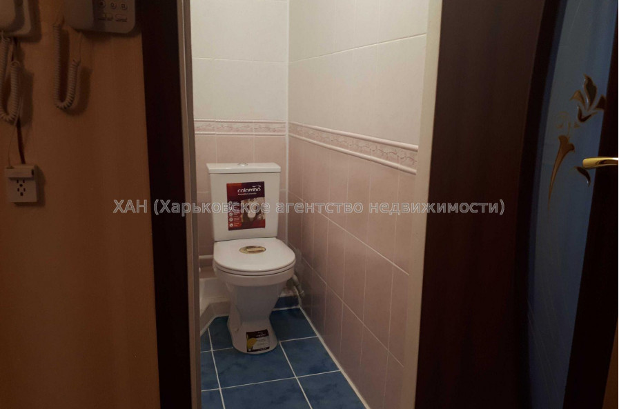 Продам квартиру, Амосова ул. , 3  ком., 67 м², косметический ремонт 