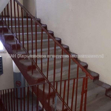 Продам квартиру, Амосова ул. , 3  ком., 67 м², косметический ремонт 