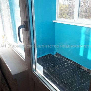 Продам квартиру, Амосова ул. , 3  ком., 67 м², косметический ремонт 