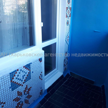 Продам квартиру, Амосова ул. , 3  ком., 67 м², косметический ремонт 