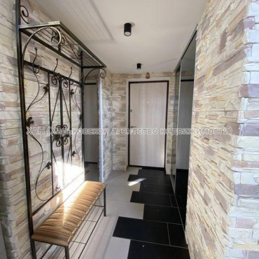 Продам квартиру, Сумская ул. , 2 кім., 90 м², авторский дизайн 