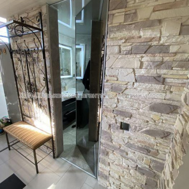 Продам квартиру, Сумская ул. , 2 кім., 90 м², авторский дизайн 