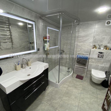 Продам квартиру, Сумская ул. , 2 кім., 90 м², авторский дизайн 