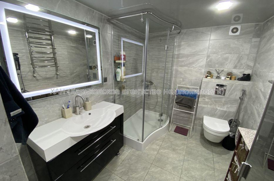 Продам квартиру, Сумская ул. , 2 кім., 90 м², авторский дизайн 