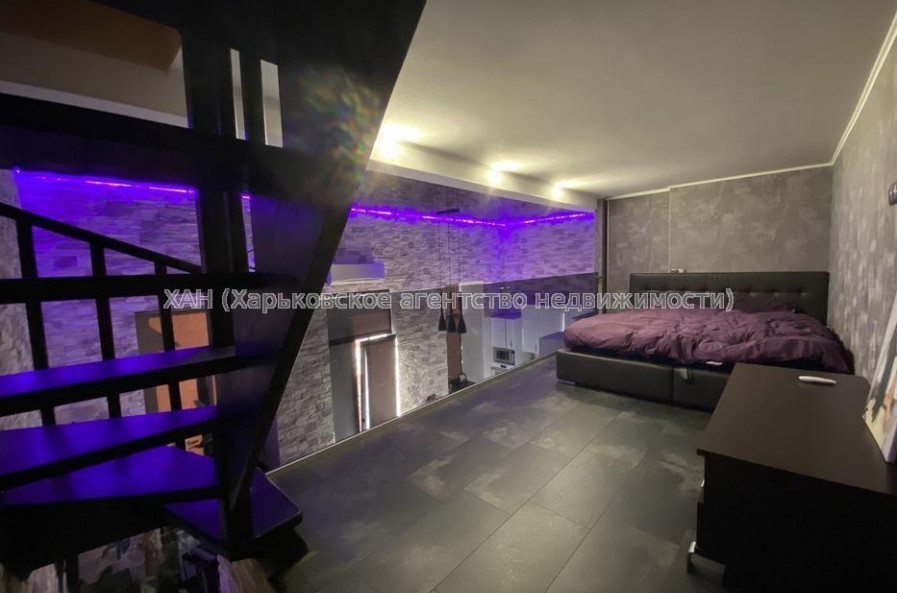 Продам квартиру, Сумская ул. , 2 кім., 90 м², авторский дизайн 