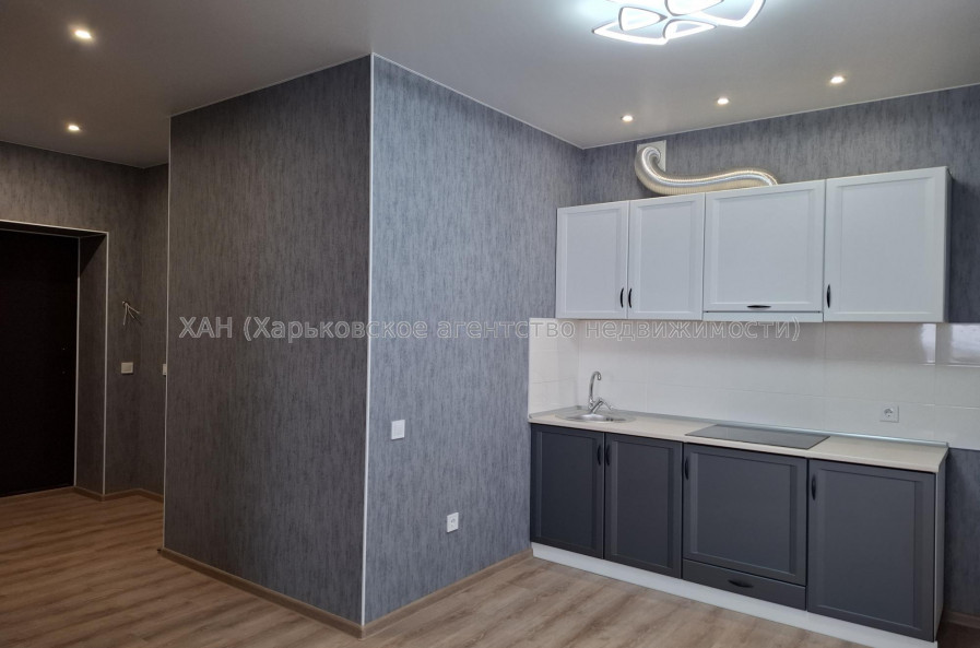Продам квартиру, Заливная ул. , 2  ком., 53.12 м², евроремонт 