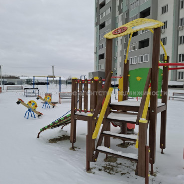 Продам квартиру, Заливная ул. , 2  ком., 53.12 м², евроремонт 