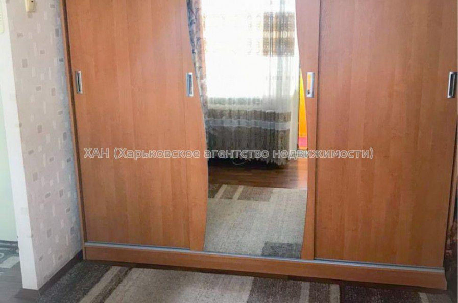 Продам квартиру, Аэрокосмический пр. , 2 кім., 42 м², косметический ремонт 