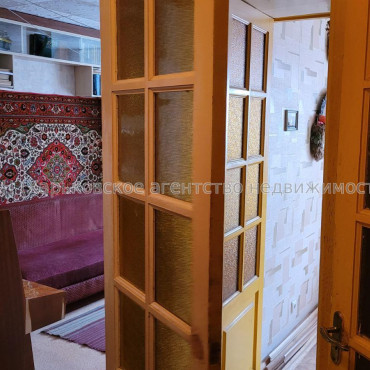 Продам квартиру, Науки просп. , 2  ком., 46 м², косметический ремонт 