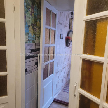 Продам квартиру, Науки просп. , 2  ком., 46 м², косметический ремонт 