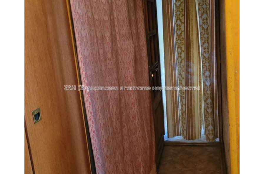 Продам квартиру, Науки просп. , 2 кім., 46 м², косметический ремонт 