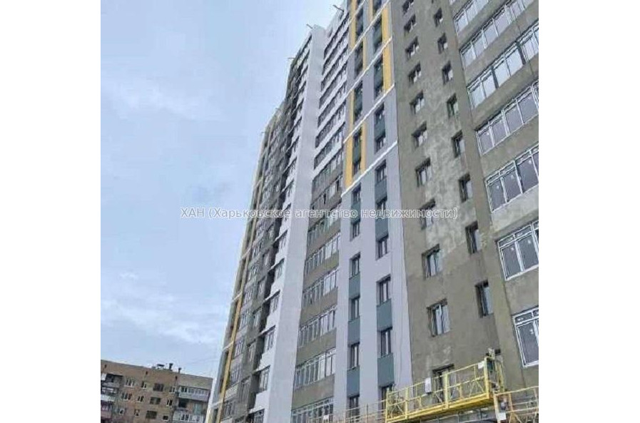 Продам квартиру, Шекспира пер. , 3  ком., 105 м², без внутренних работ 