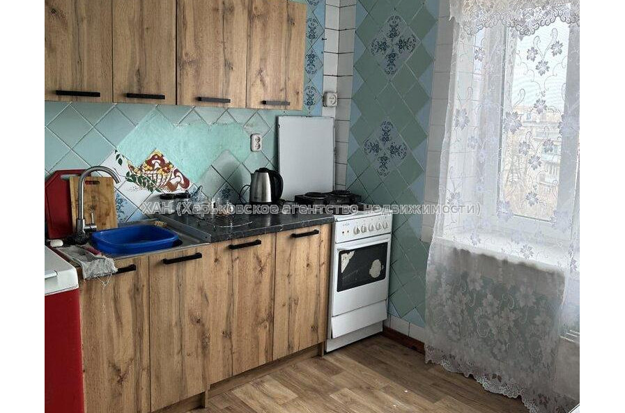 Продам квартиру, Аэрокосмический пр. , 2 кім., 55 м², советский ремонт 