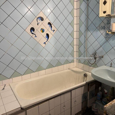 Продам квартиру, Аэрокосмический пр. , 2 кім., 55 м², советский ремонт 