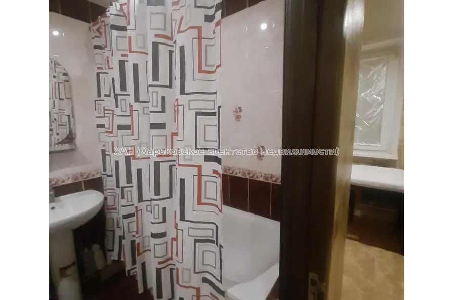 Продам квартиру, Зерновой пер. , 2 кім., 45 м², косметический ремонт 