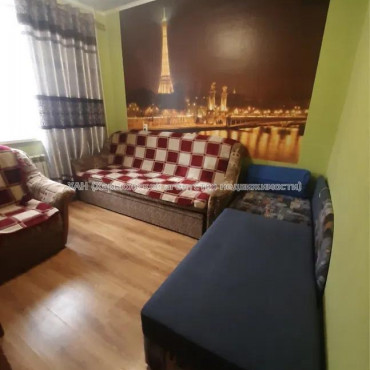 Продам квартиру, Зерновой пер. , 2 кім., 45 м², косметический ремонт 