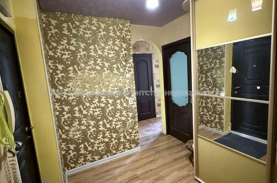 Продам квартиру, Зерновой пер. , 2 кім., 45 м², косметический ремонт 