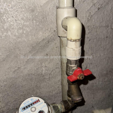 Продам квартиру, Зерновой пер. , 2 кім., 45 м², косметический ремонт 