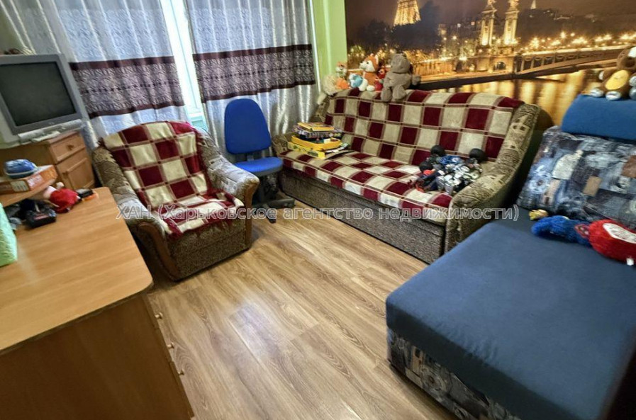 Продам квартиру, Зерновой пер. , 2 кім., 45 м², косметический ремонт 