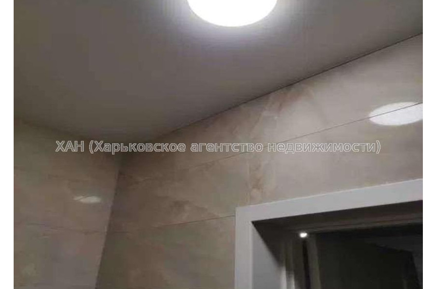 Продам квартиру, Динамовская ул. , 2  ком., 54 м², капитальный ремонт 