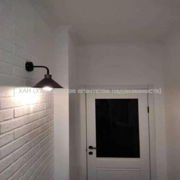 Продам квартиру, Динамовская ул. , 2 кім., 54 м², капитальный ремонт 