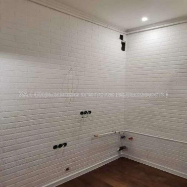 Продам квартиру, Динамовская ул. , 2 кім., 54 м², капитальный ремонт 