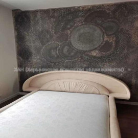 Продам квартиру, Динамовская ул. , 2 кім., 54 м², капитальный ремонт
